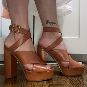 Chloe Platform Sandals